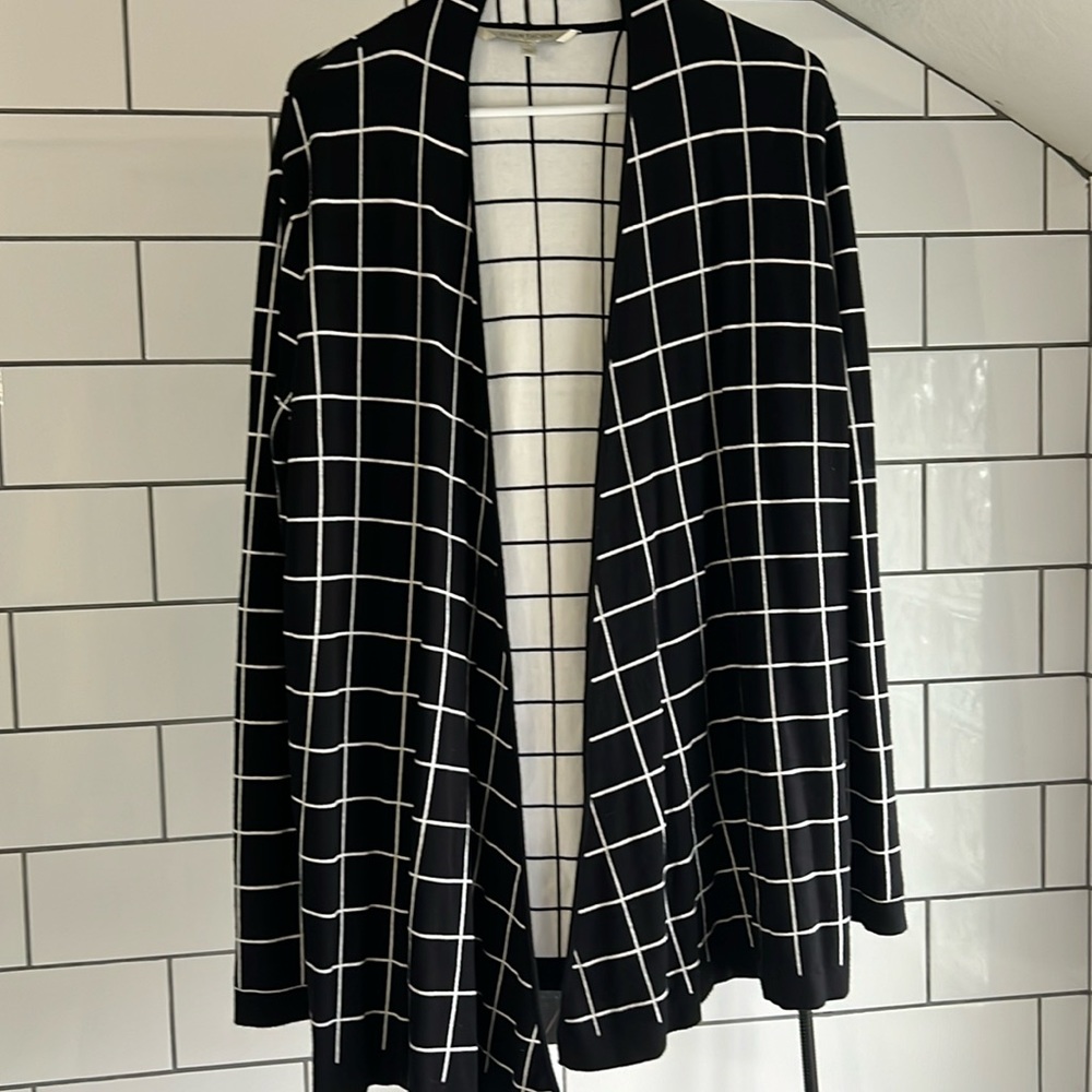 41 hawthorn, open Cardigan